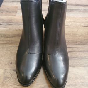 SOLD. NIB Rag & Bone Black Walker boot size 38